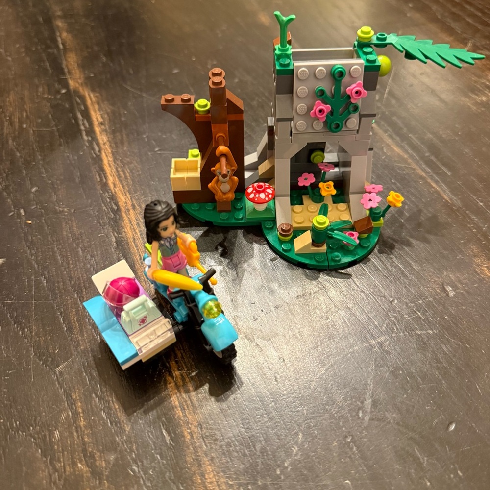 LEGO Friends First Aid Jungle Bike - 41032